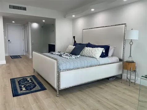 209 N Fort Lauderdale Beach Boulevard Fort Lauderdale FL 33304