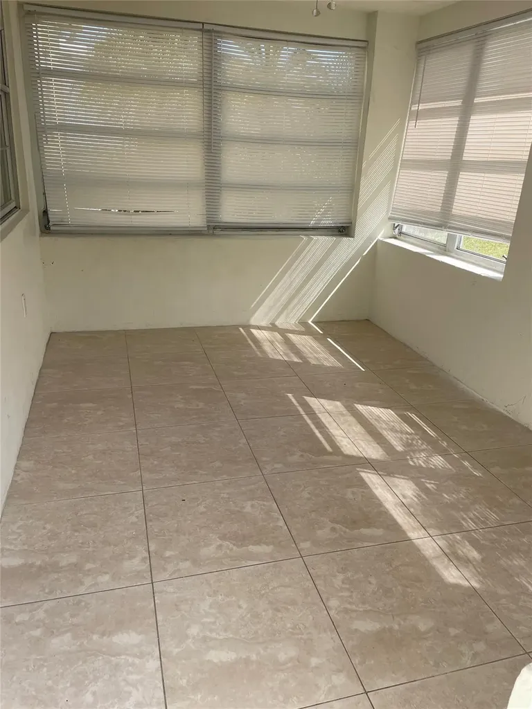 1635 Moffett Street Hollywood FL 33020