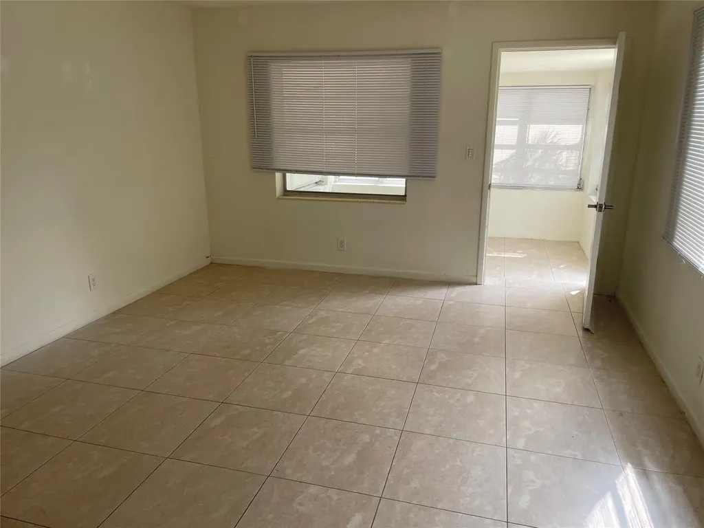 1635 Moffett Street Hollywood FL 33020