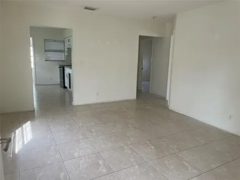 1635 Moffett Street Hollywood FL 33020