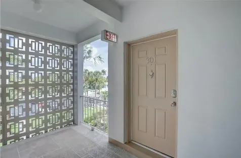 2990 NE 16th Avenue Oakland Park FL 33334