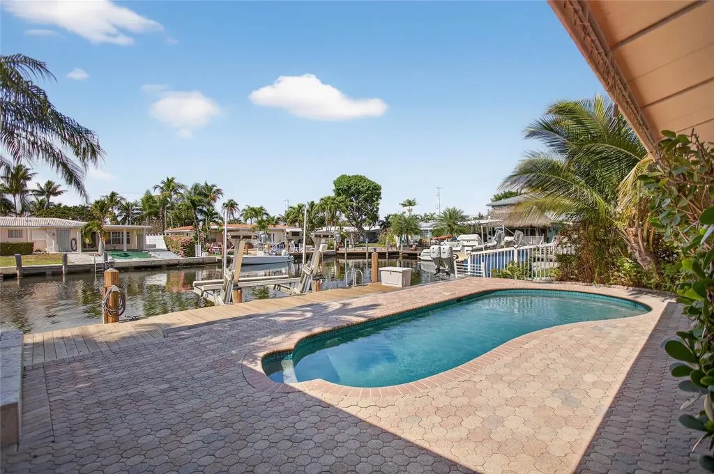 601 SE 5th Terrace Pompano Beach FL 33060