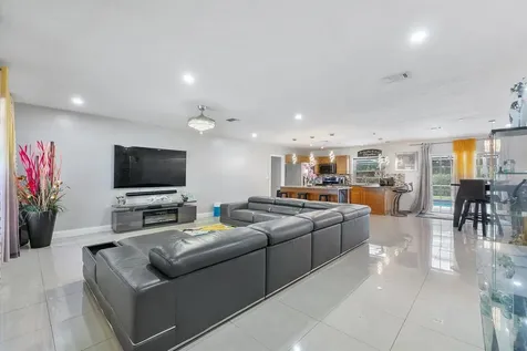 7310 NW 13th Court Plantation FL 33313