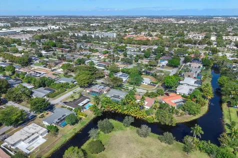 7310 NW 13th Court Plantation FL 33313