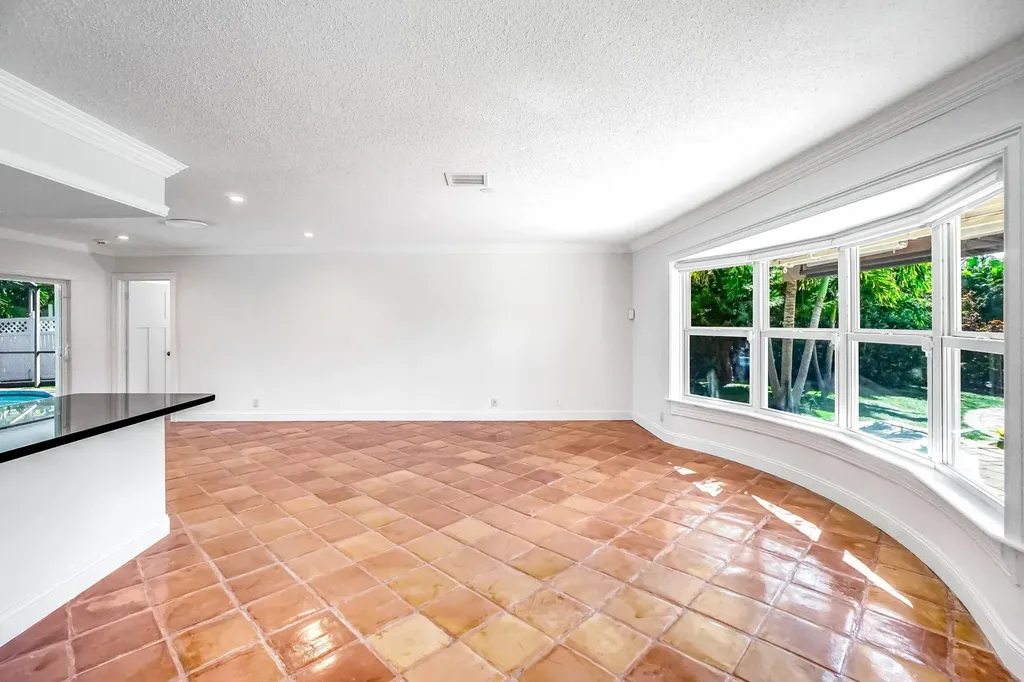 5550 NE 26th Avenue Fort Lauderdale FL 33308