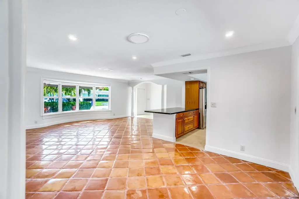 5550 NE 26th Avenue Fort Lauderdale FL 33308
