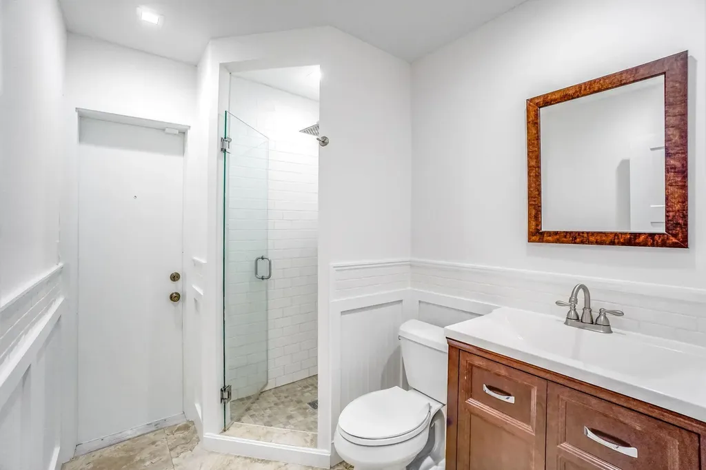 5550 NE 26th Avenue Fort Lauderdale FL 33308