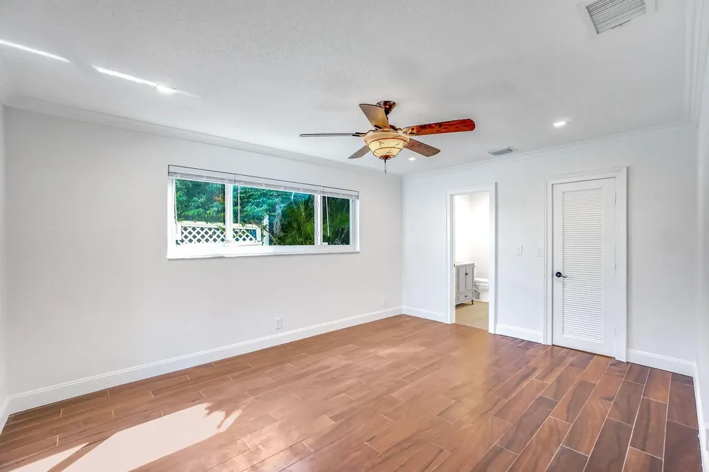5550 NE 26th Avenue Fort Lauderdale FL 33308