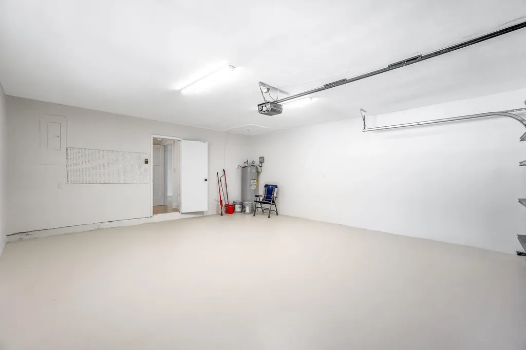 5550 NE 26th Avenue Fort Lauderdale FL 33308