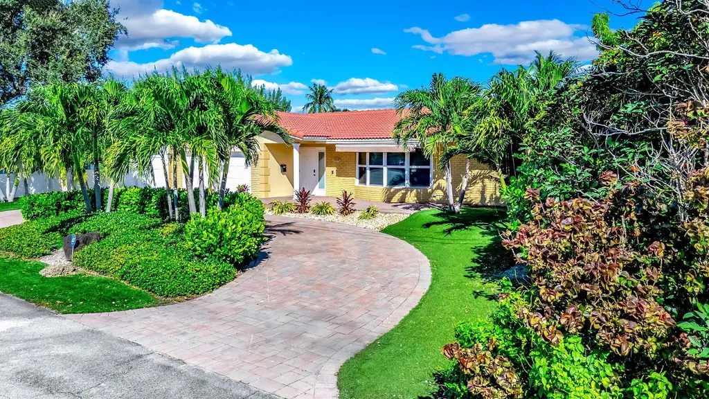 5550 NE 26th Avenue Fort Lauderdale FL 33308