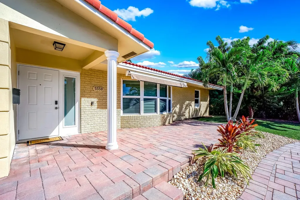 5550 NE 26th Avenue Fort Lauderdale FL 33308