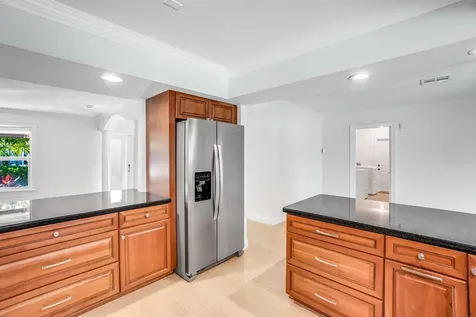 5550 NE 26th Avenue Fort Lauderdale FL 33308