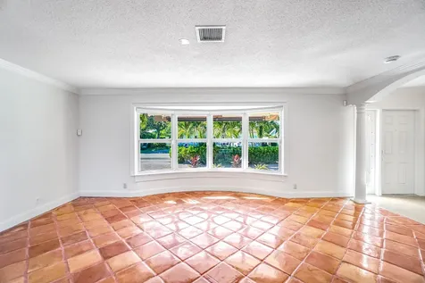 5550 NE 26th Avenue Fort Lauderdale FL 33308