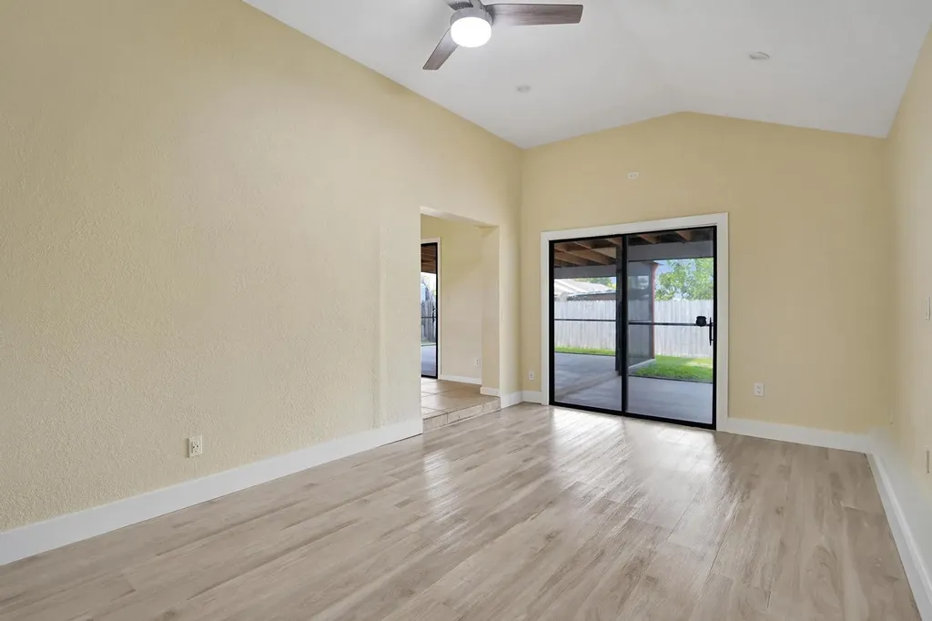 5425 Cleveland Road Delray Beach FL 33484