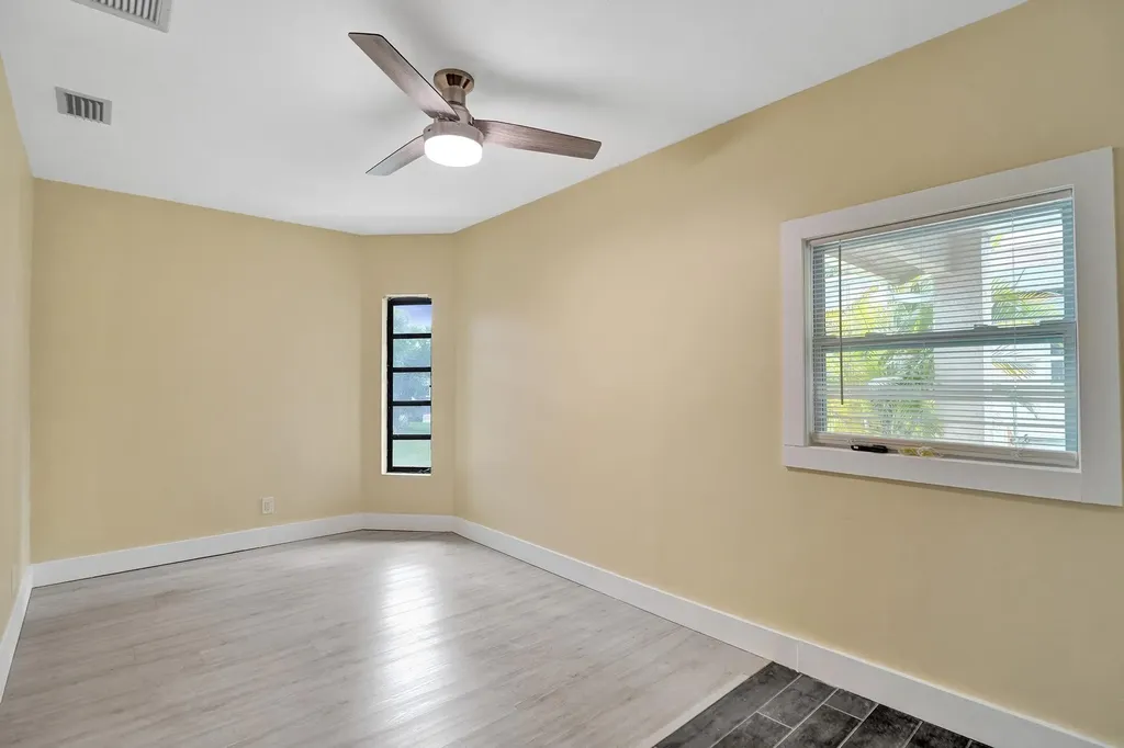 5425 Cleveland Road Delray Beach FL 33484