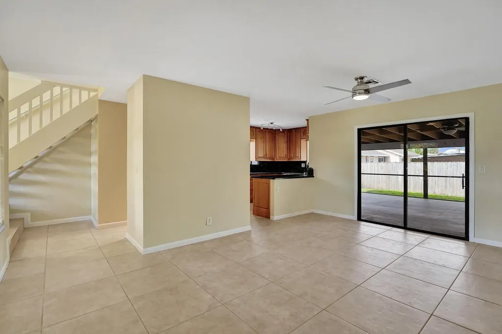 5425 Cleveland Road Delray Beach FL 33484