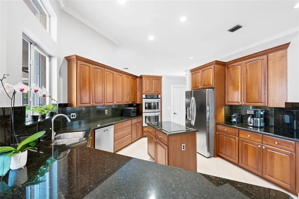 6512 NW 99th Avenue Parkland FL 33076