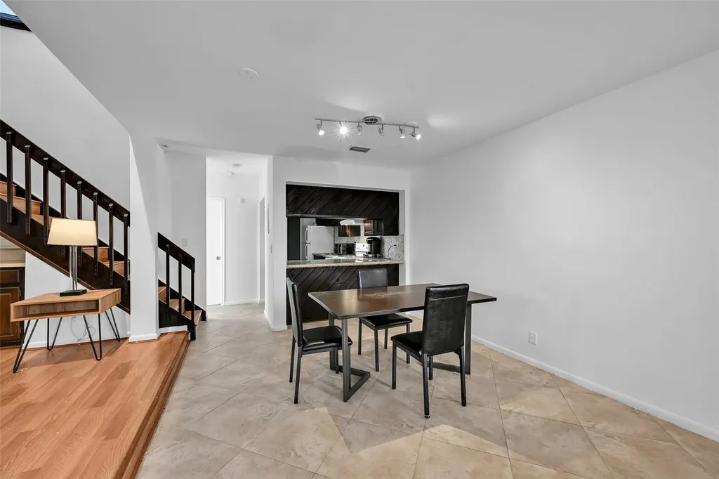 4011 Coral Springs Drive Coral Springs FL 33065