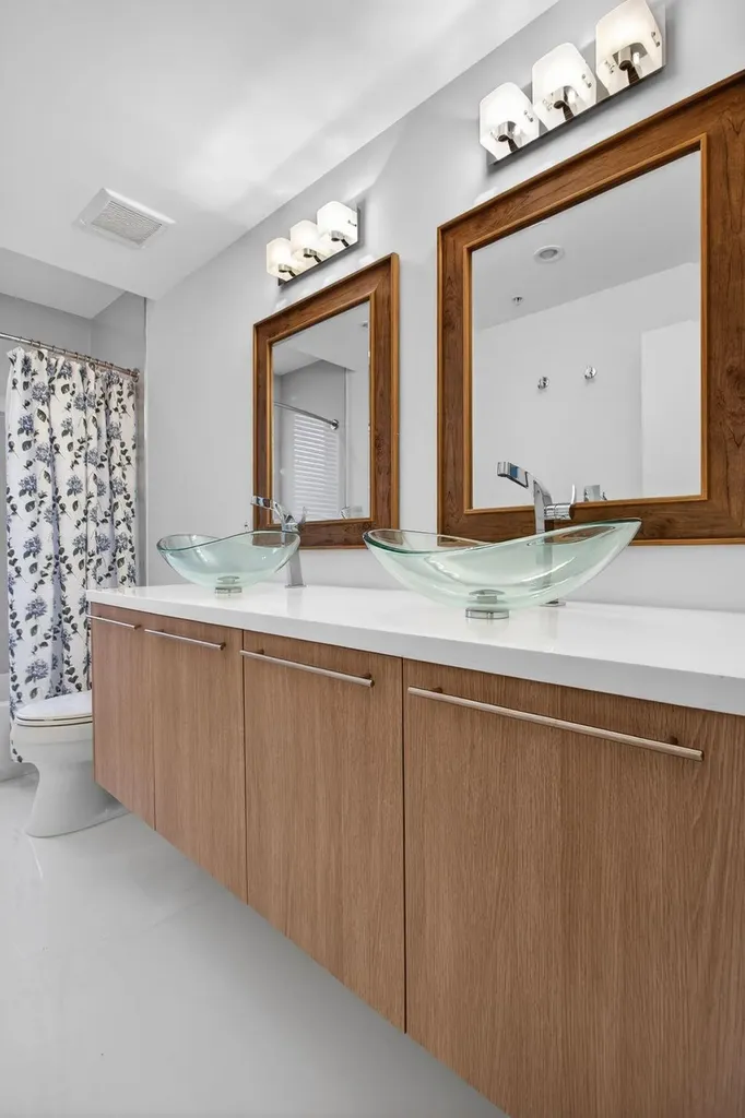 196 SE 4th Terrace Pompano Beach FL 33060