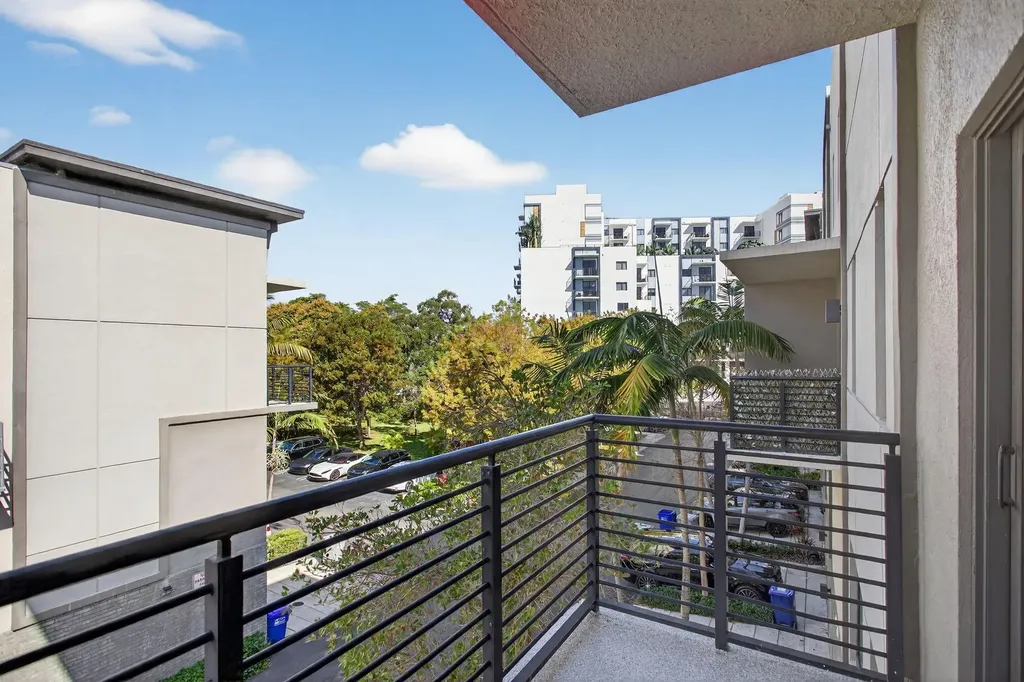 196 SE 4th Terrace Pompano Beach FL 33060