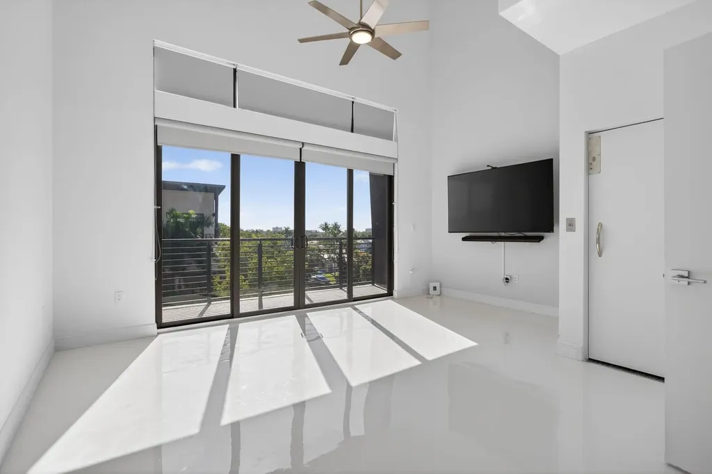 196 SE 4th Terrace Pompano Beach FL 33060