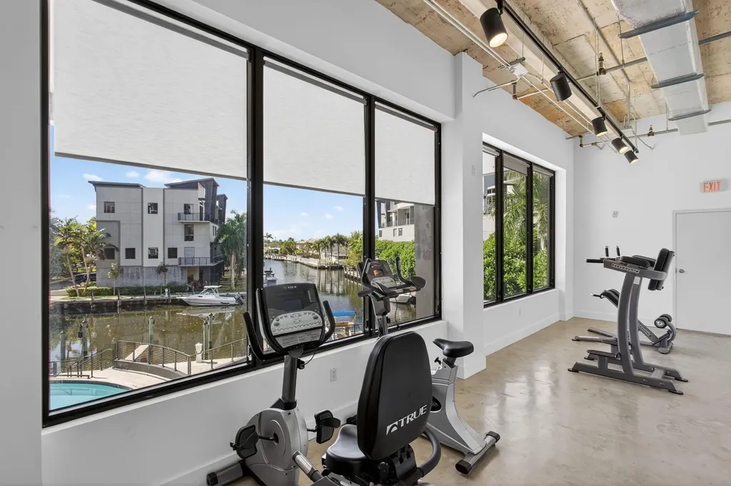 196 SE 4th Terrace Pompano Beach FL 33060