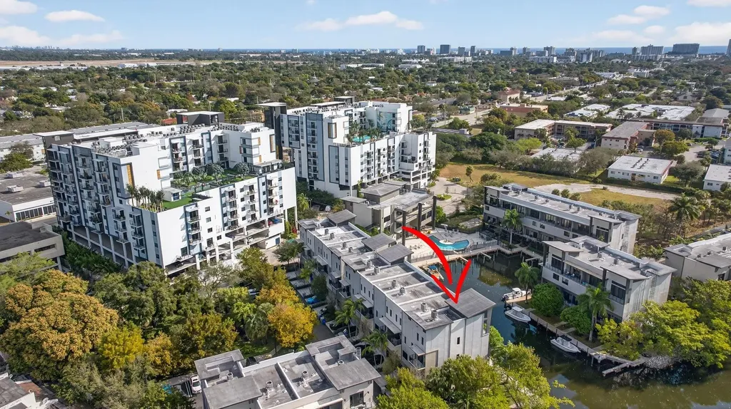 196 SE 4th Terrace Pompano Beach FL 33060