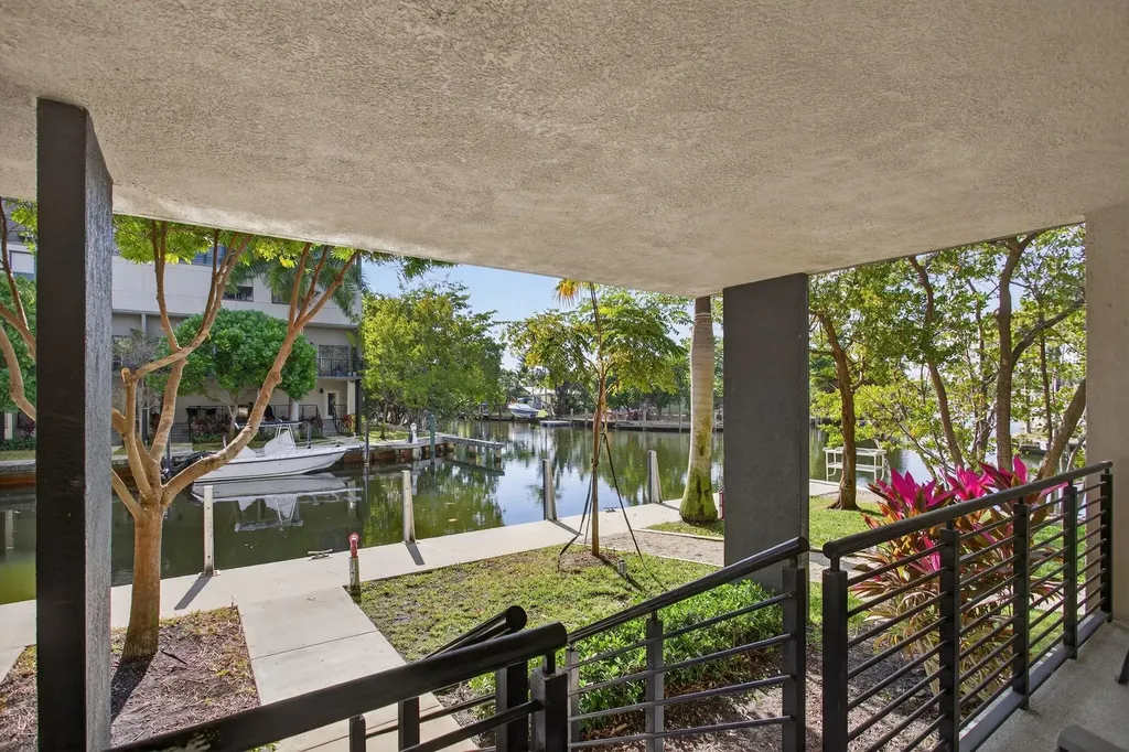 196 SE 4th Terrace Pompano Beach FL 33060