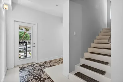 196 SE 4th Terrace Pompano Beach FL 33060