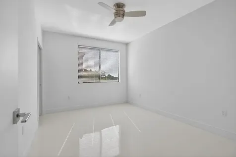 196 SE 4th Terrace Pompano Beach FL 33060
