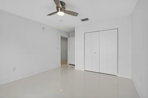 196 SE 4th Terrace Pompano Beach FL 33060