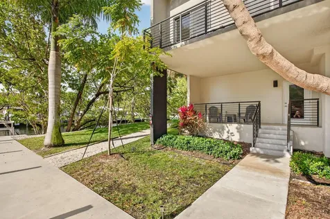 196 SE 4th Terrace Pompano Beach FL 33060