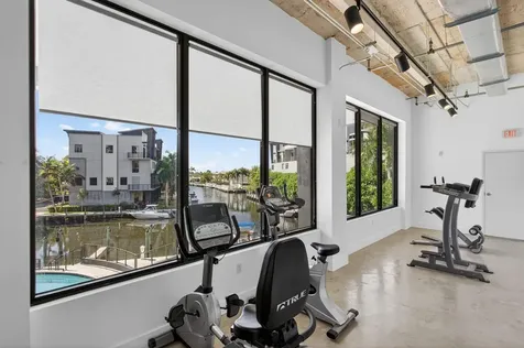 196 SE 4th Terrace Pompano Beach FL 33060