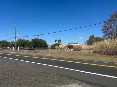 5335 Highway 441 Okeechobee FL 34974