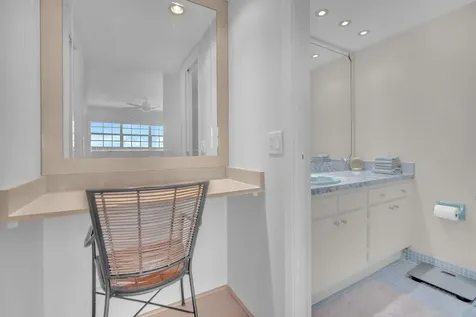 605 Oaks Drive Pompano Beach FL 33069