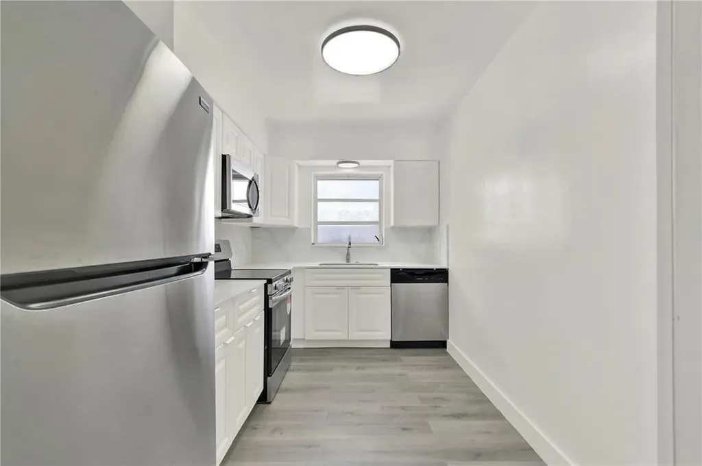 2864 NE 32nd Street Fort Lauderdale FL 33306