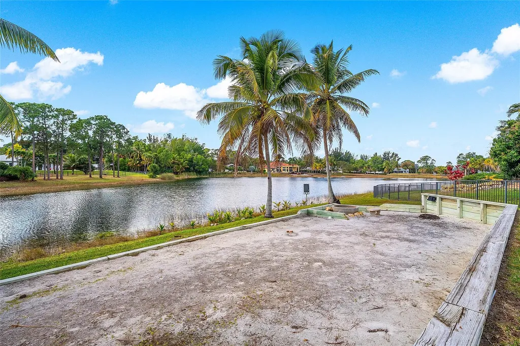 8035 Dillman Road West Palm Beach FL 33411