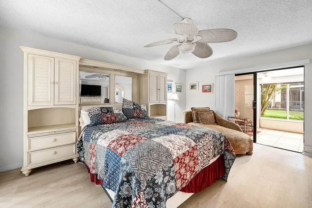 10118 Mangrove Drive Boynton Beach FL 33437