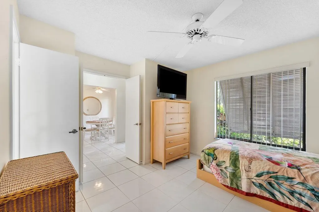 10118 Mangrove Drive Boynton Beach FL 33437