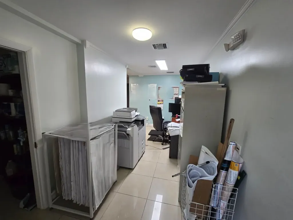 3660 NW 126th Avenue Coral Springs FL 33065