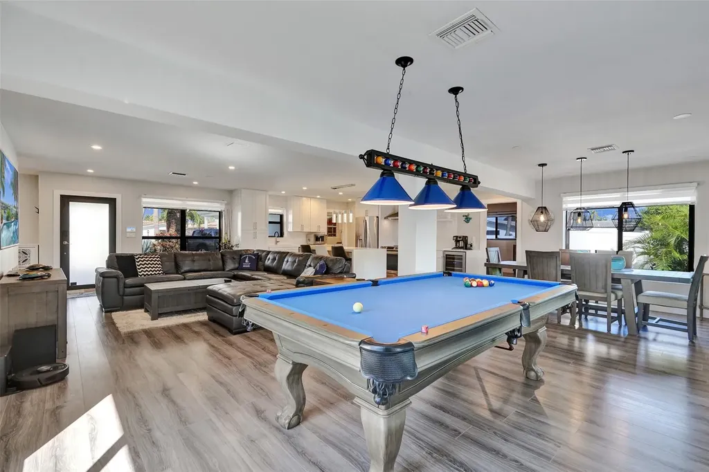 310 SE 13th Court Pompano Beach FL 33060