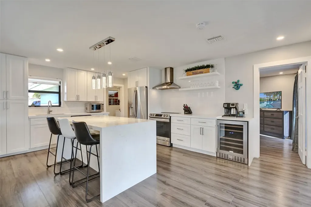 310 SE 13th Court Pompano Beach FL 33060