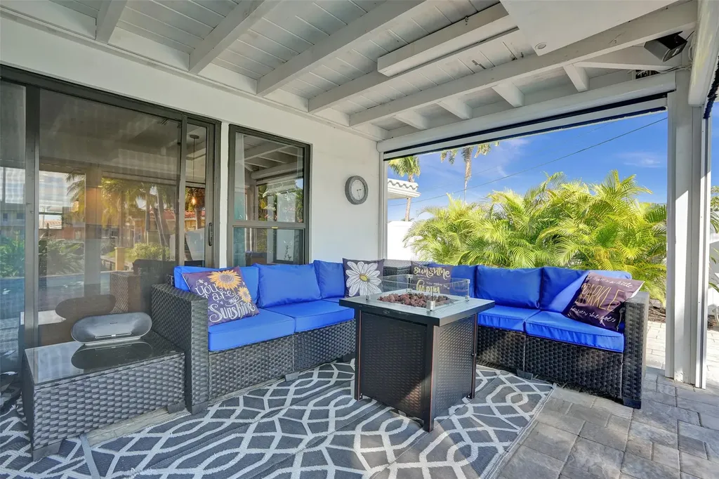 310 SE 13th Court Pompano Beach FL 33060