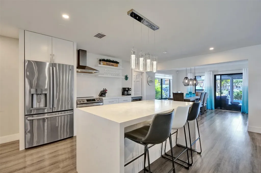 310 SE 13th Court Pompano Beach FL 33060