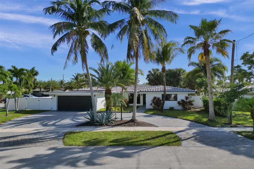 310 SE 13th Court Pompano Beach FL 33060