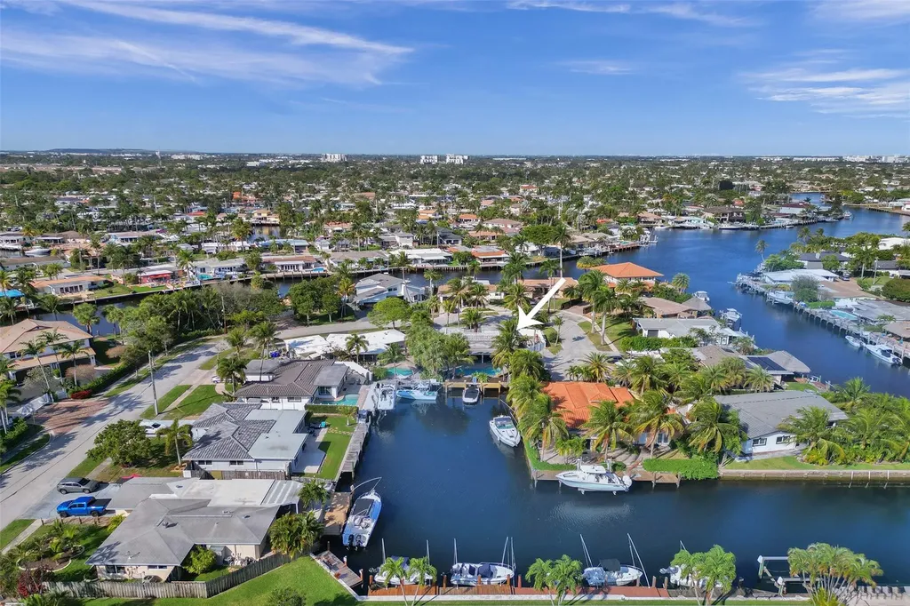 310 SE 13th Court Pompano Beach FL 33060