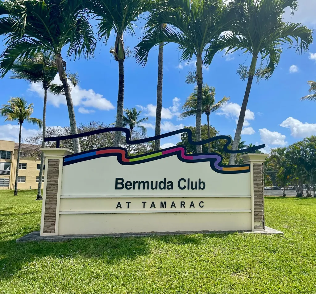 5860 NW 64th Avenue Fort Lauderdale FL 33319