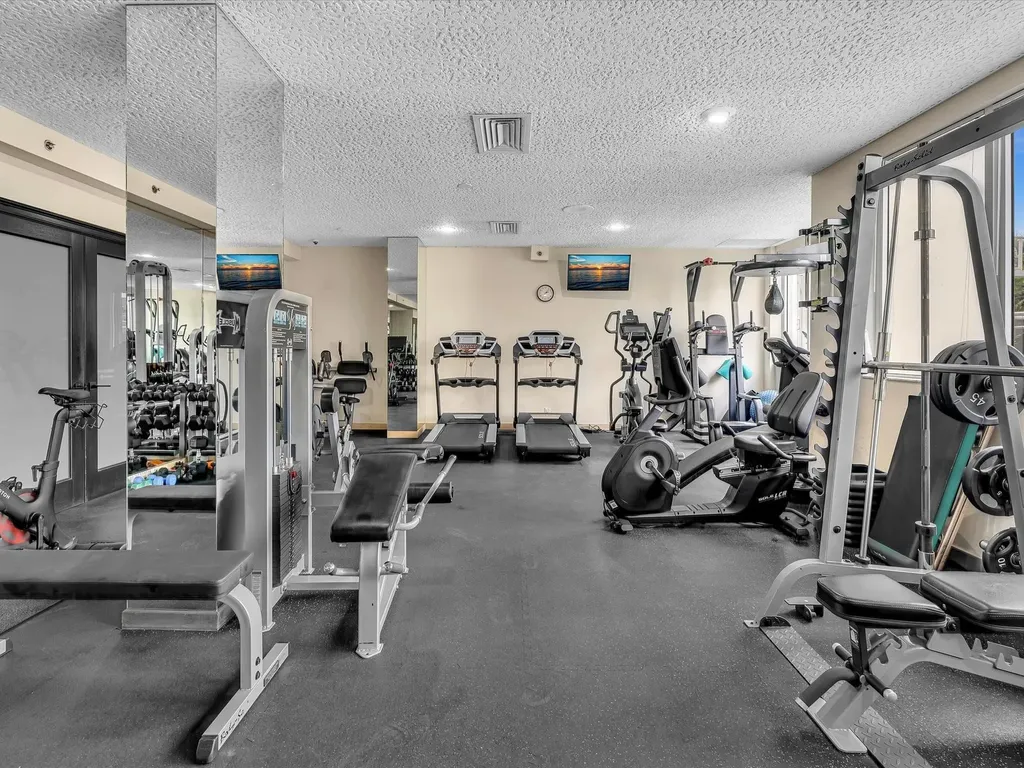 3000 Holiday Drive Fort Lauderdale FL 33316
