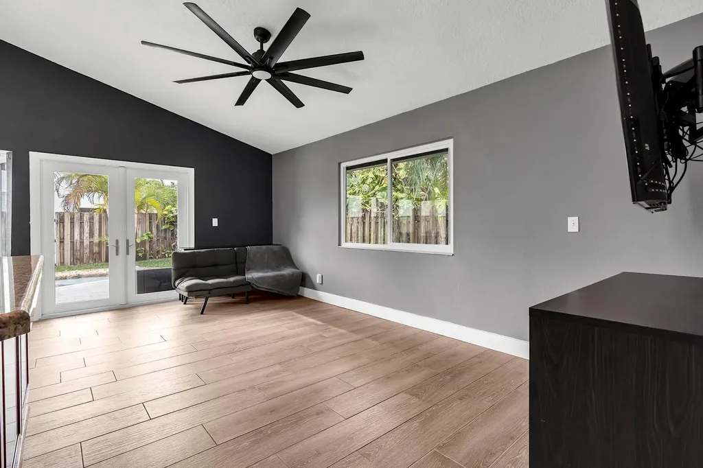 2822 NW 111th Avenue Sunrise FL 33322