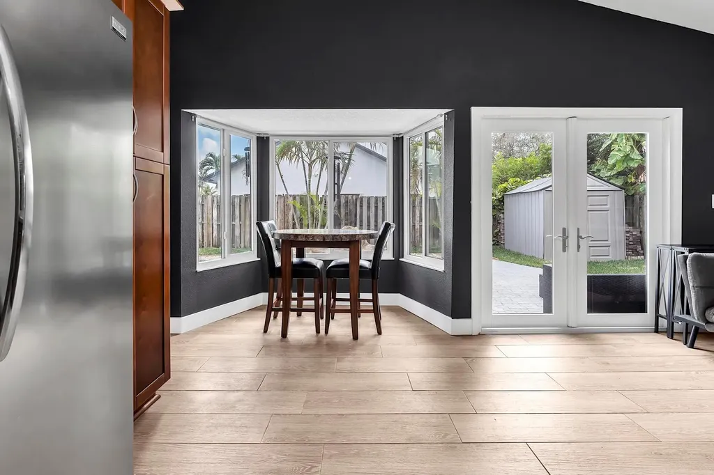 2822 NW 111th Avenue Sunrise FL 33322